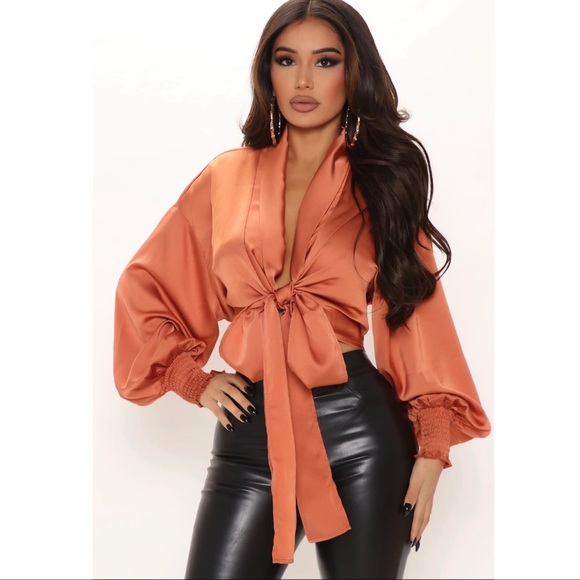 Fashion Nova- Dare To Be Bold Plunge Neck Blouse - Orange —NWT - Picture 1 of 5